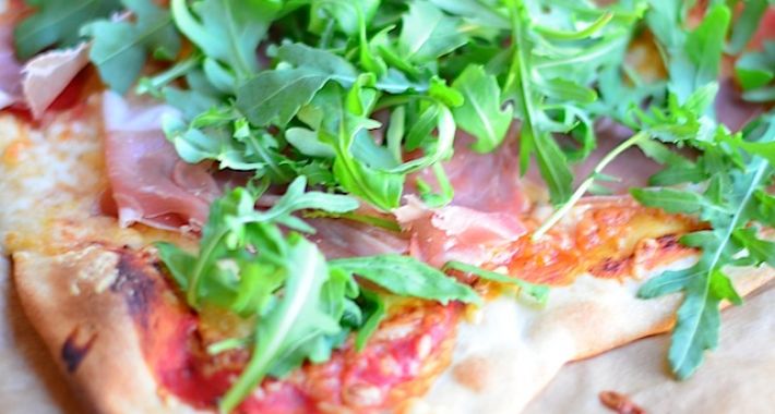 pizza met prosciutto