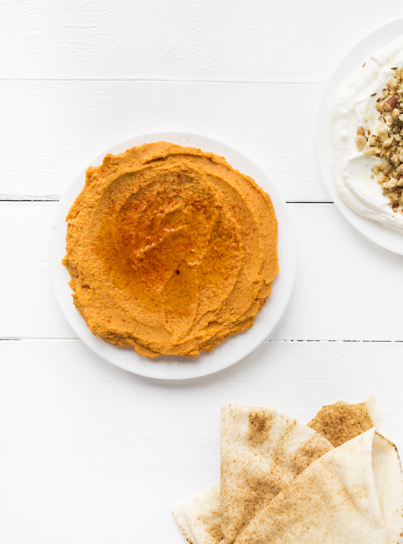 hummus zongedroogde tomaat