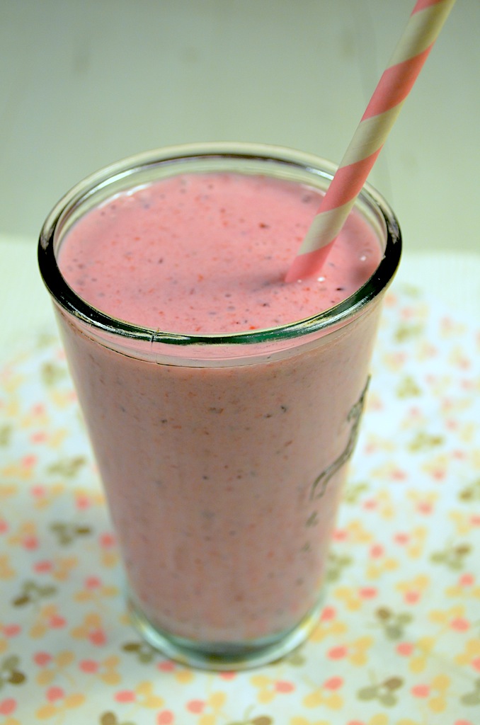Milkshake met rood fruit Milkshake met rood fruit