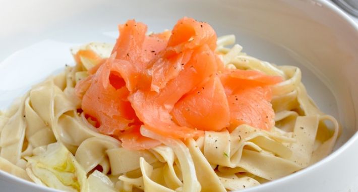 Venkelpasta met zalm