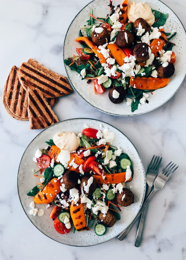 salade met falafel