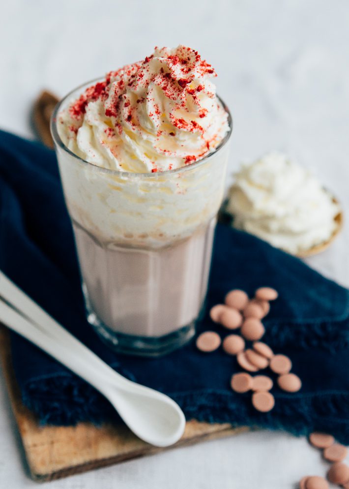 Roze chocolademelk