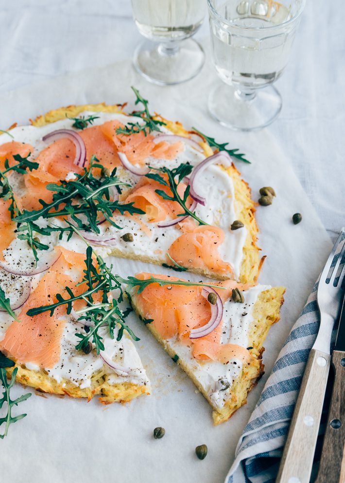 Röstipizza met gerookte zalm