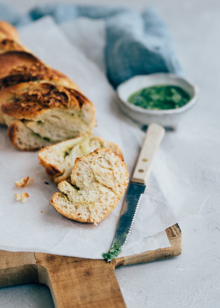 Pestobrood van 3 ingrediënten