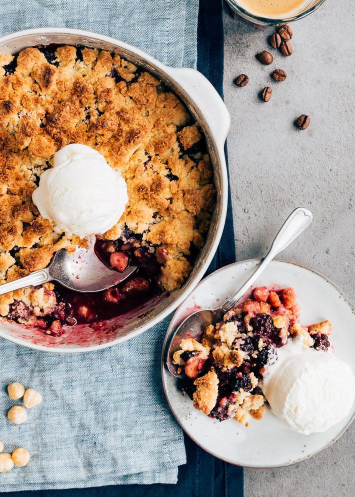 kersen crumble met ijs