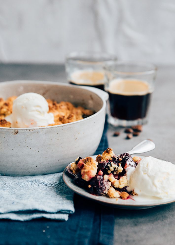 kersen crumble met ijs