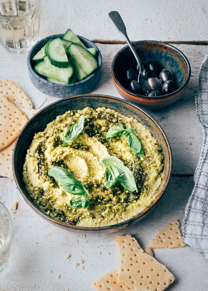Pesto hummus