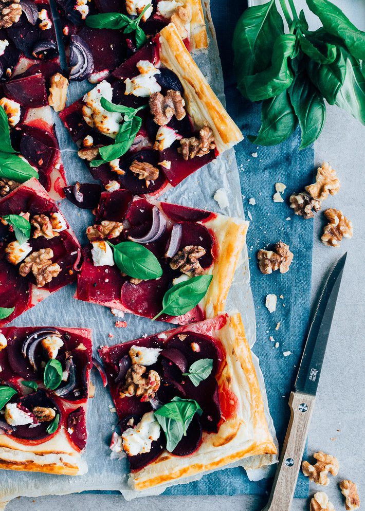 plaattaart met bietjes