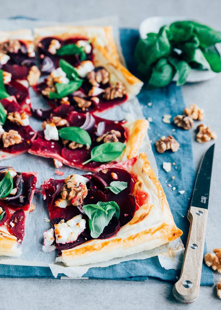 plaattaart met bietjes