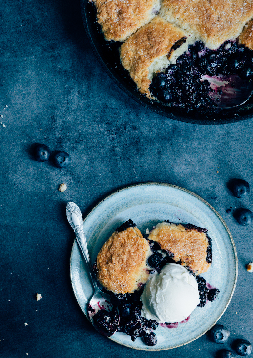 Cobbler met blauwe bessen