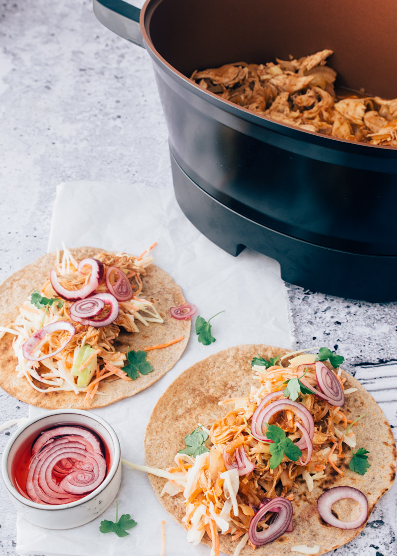 Pulled chicken uit de slowcooker