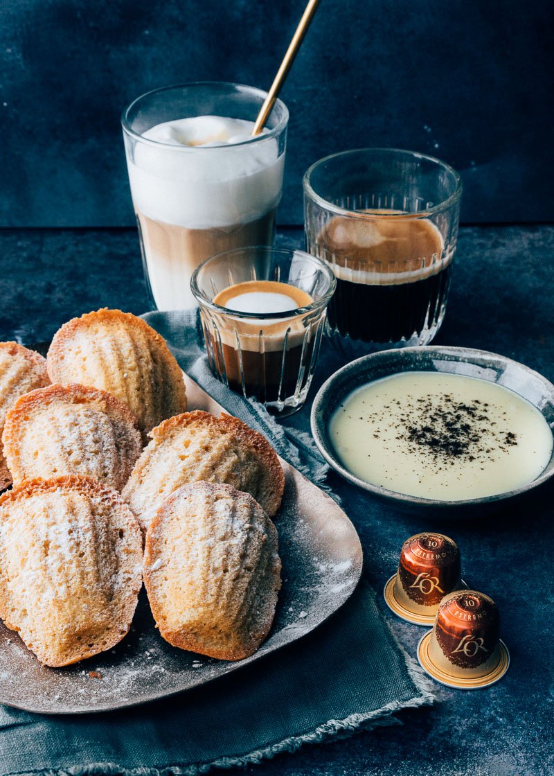 madeleines met koffie