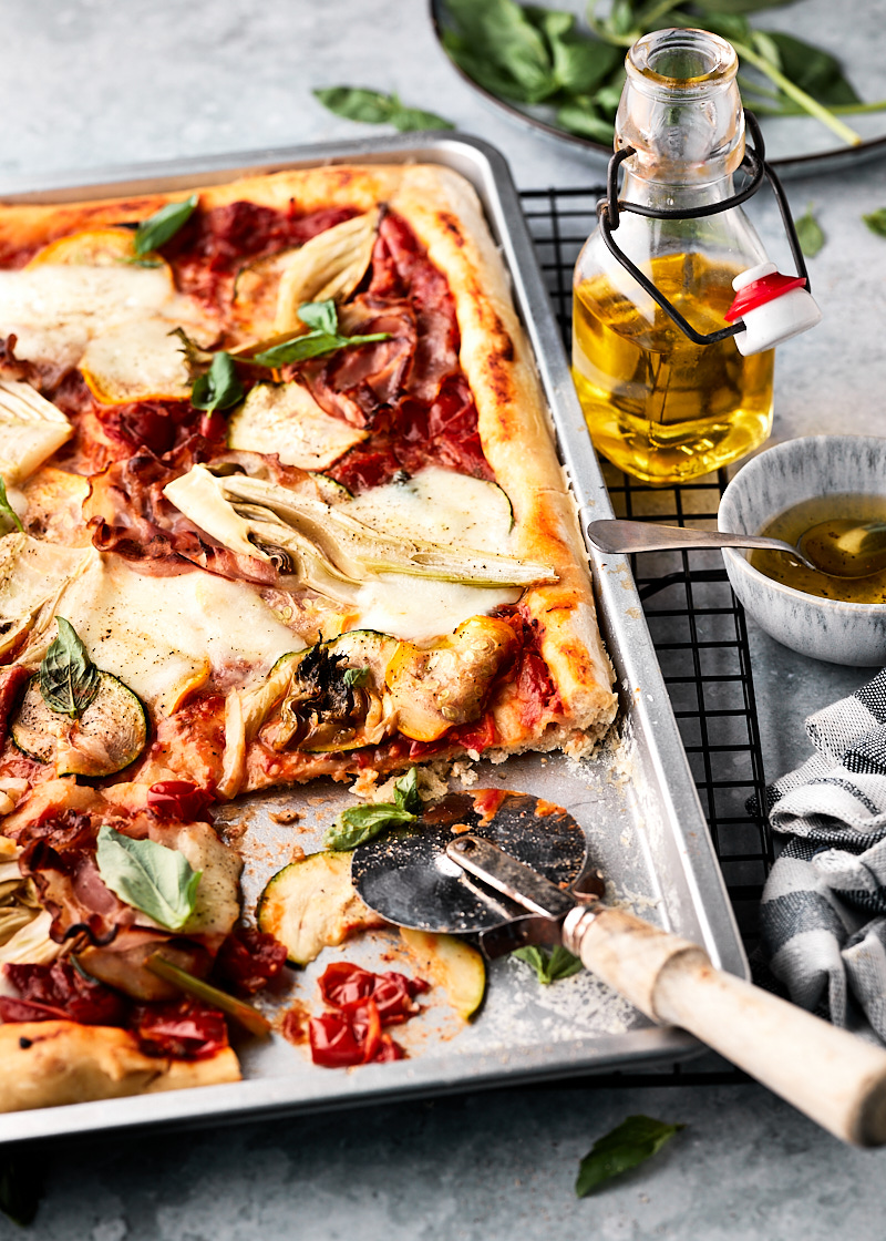 Plaatpizza met venkel